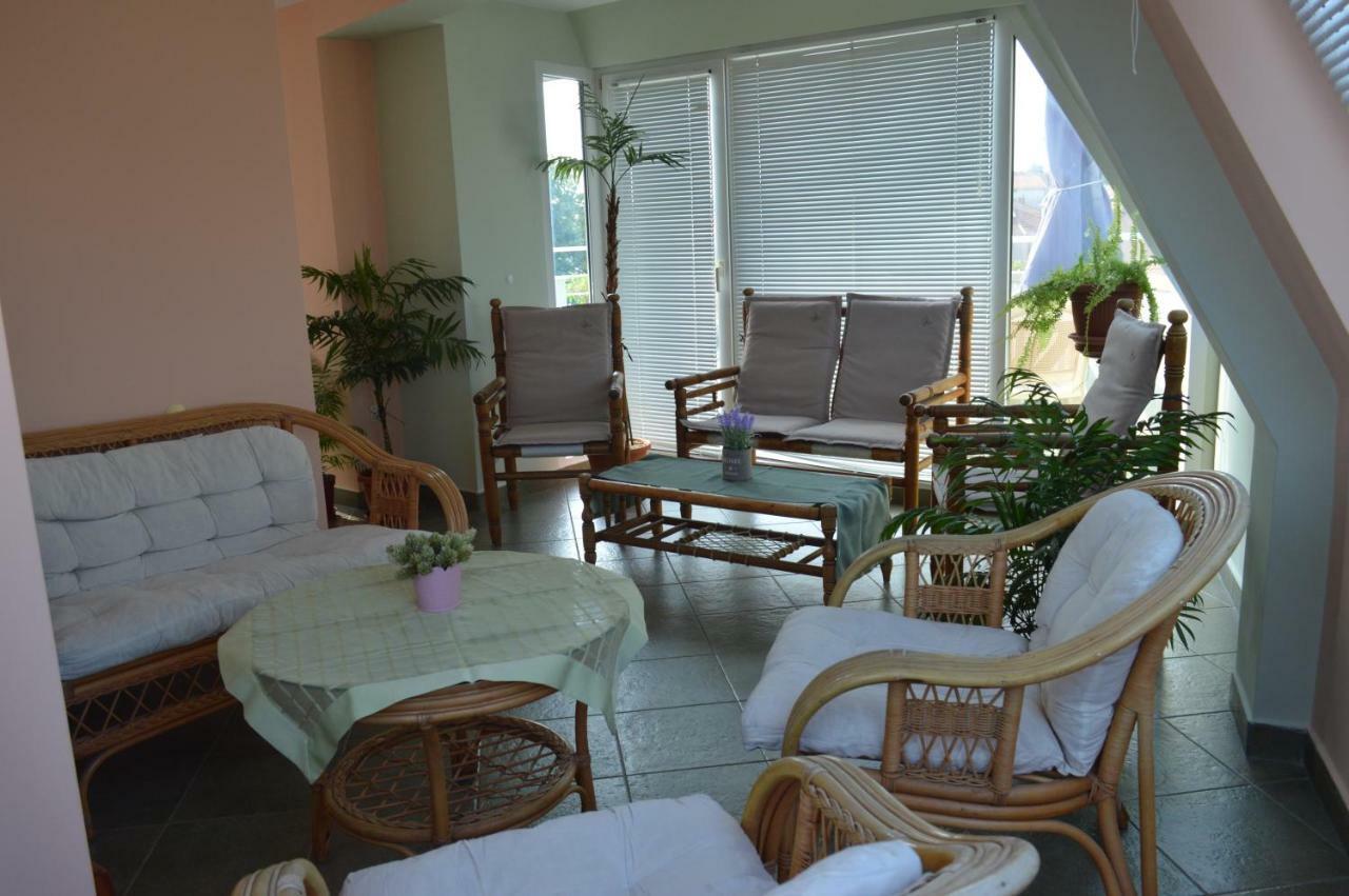 Hotel Dimana Chernomorets Exterior foto