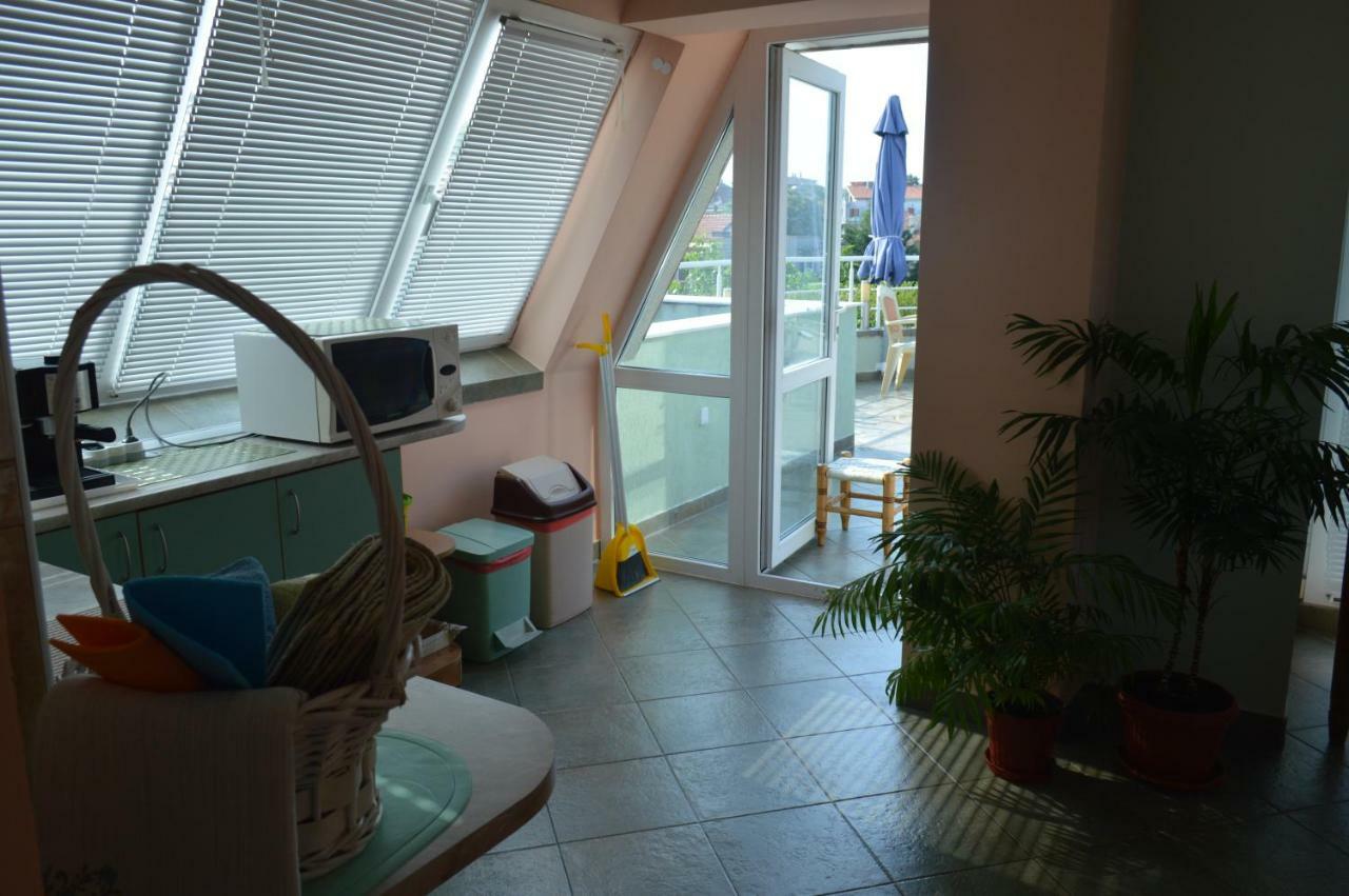 Hotel Dimana Chernomorets Exterior foto