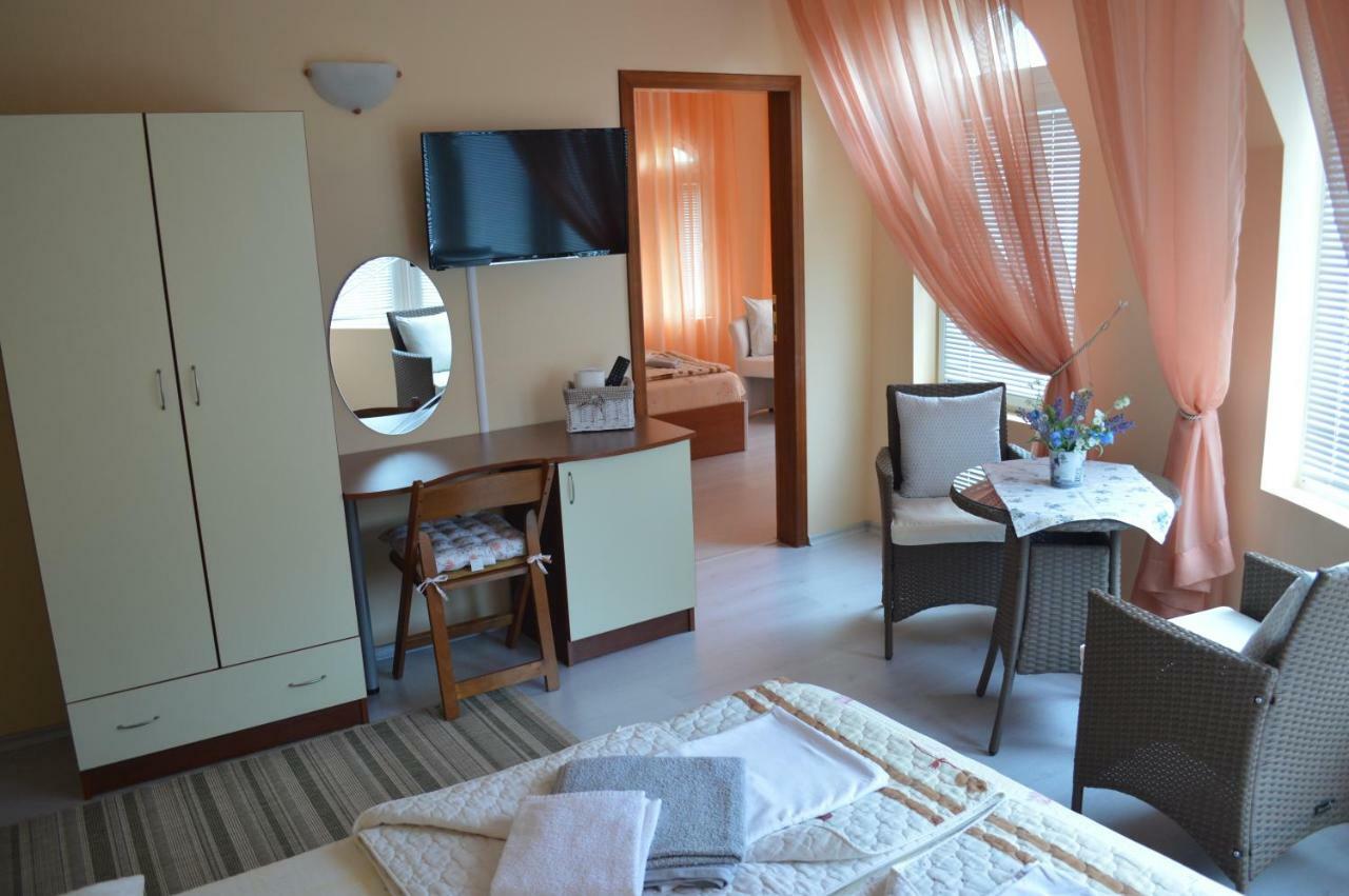 Hotel Dimana Chernomorets Exterior foto
