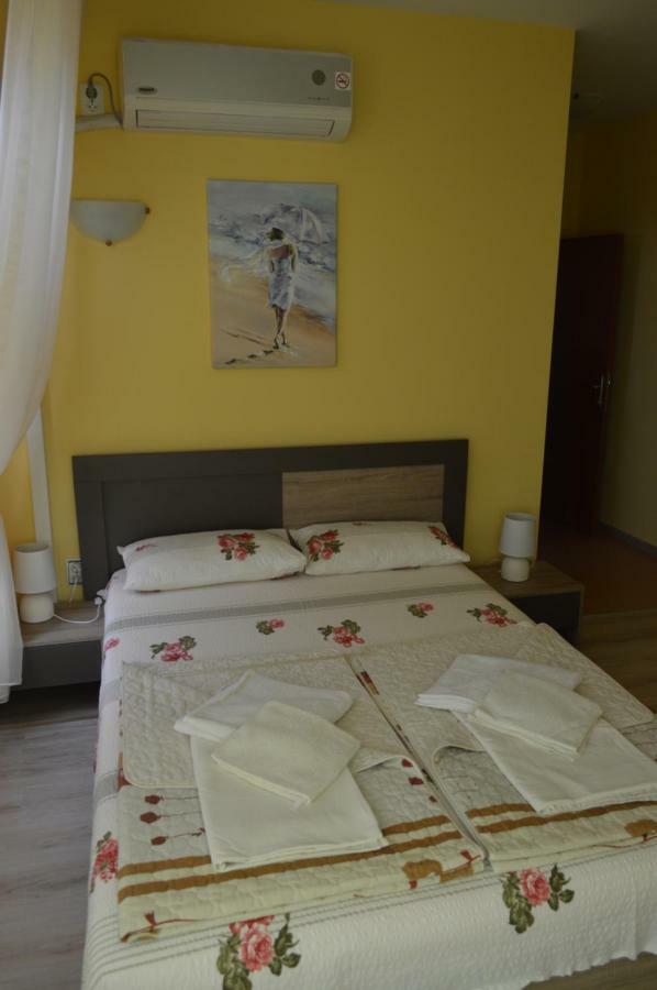 Hotel Dimana Chernomorets Exterior foto